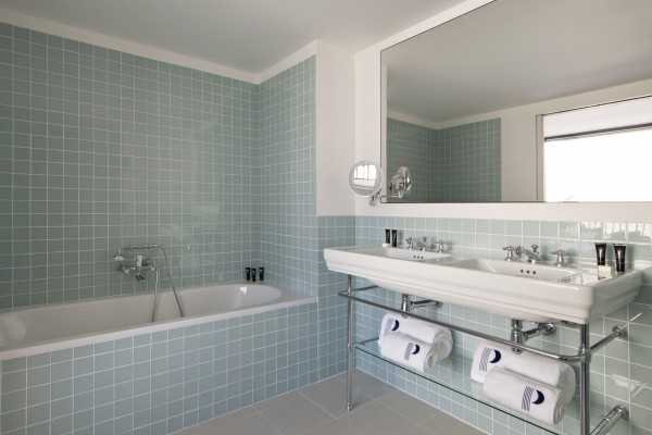 HOTEL PARISTER -  bathtub double sink by N. Matheus (11)