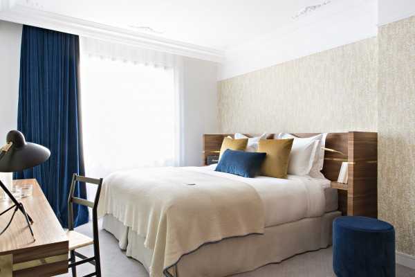 HOTEL-PARISTER-deluxe-room-N.-Matheus-DSC_1954