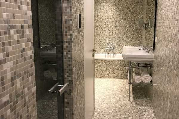 HOTEL-PARISTER---duplex-Hammam-by-N.-Nonon